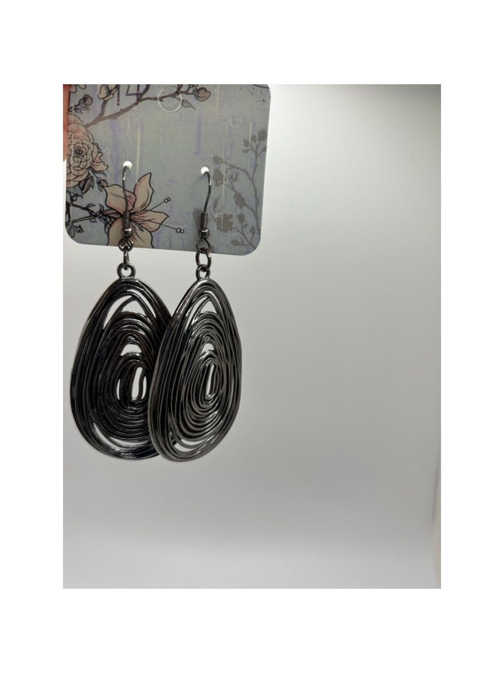 Grey Teardrop Swirl Dangle Earr